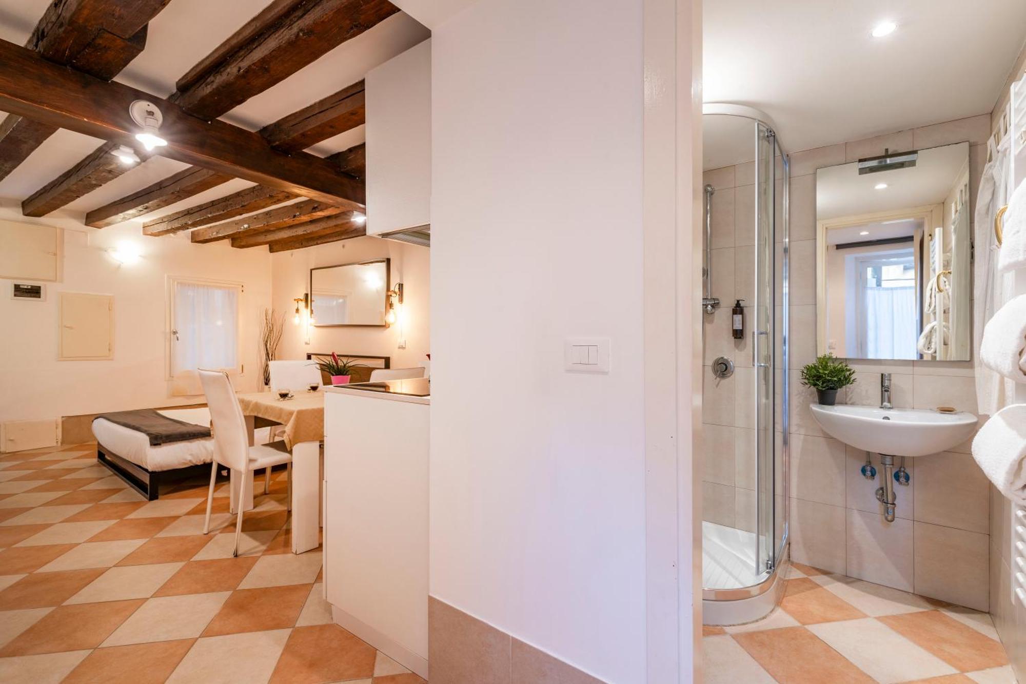 Appartement Fenix Colombina In Biennale - Your Little House *