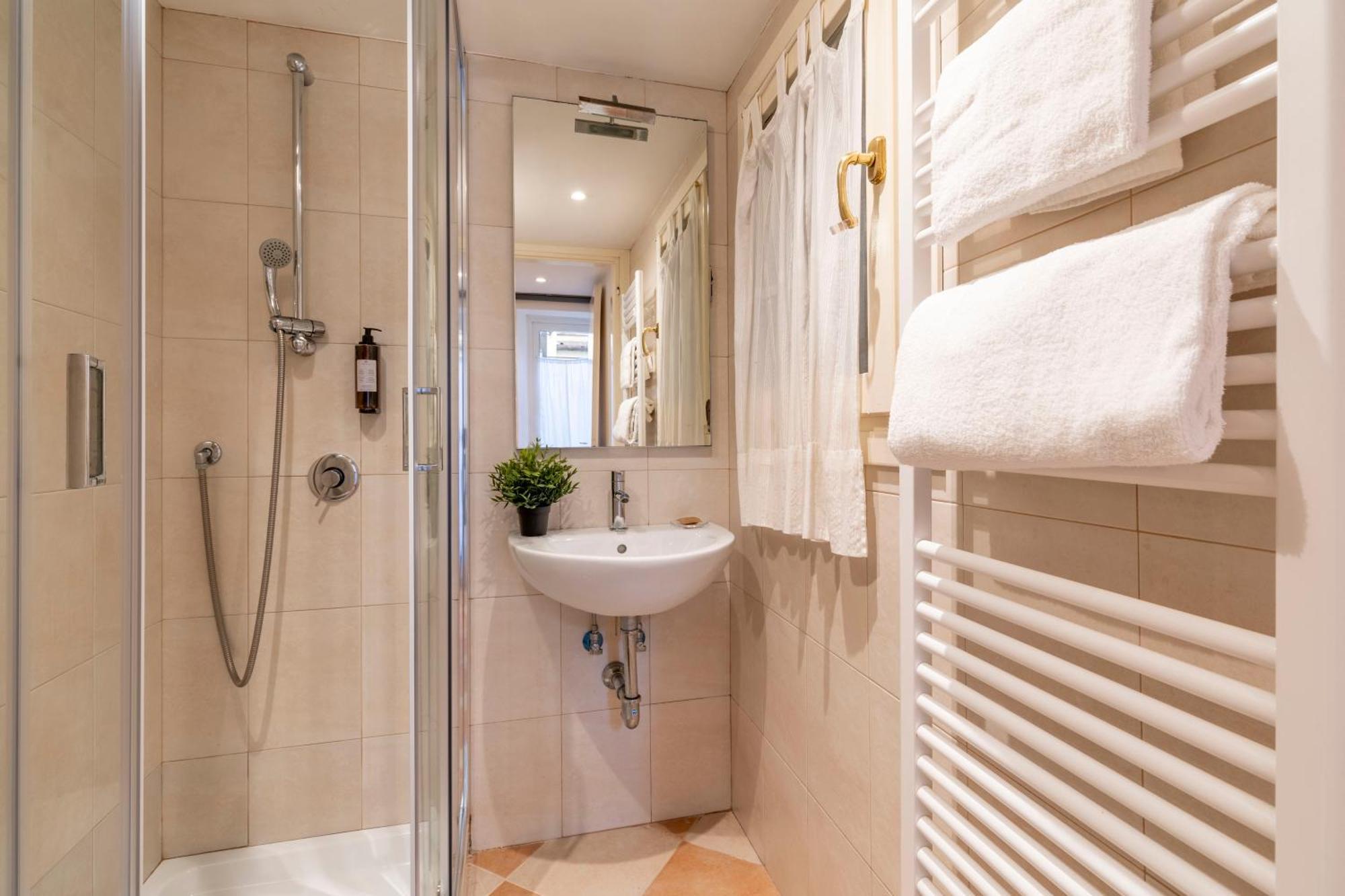 Fenix Colombina In Biennale - Your Little House Appartement