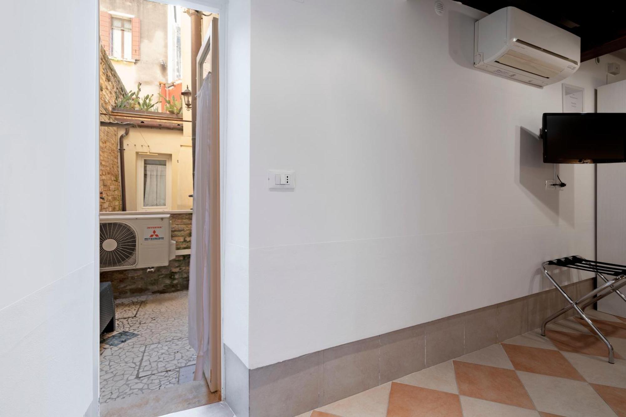 Appartement Fenix Colombina In Biennale - Your Little House Venetië